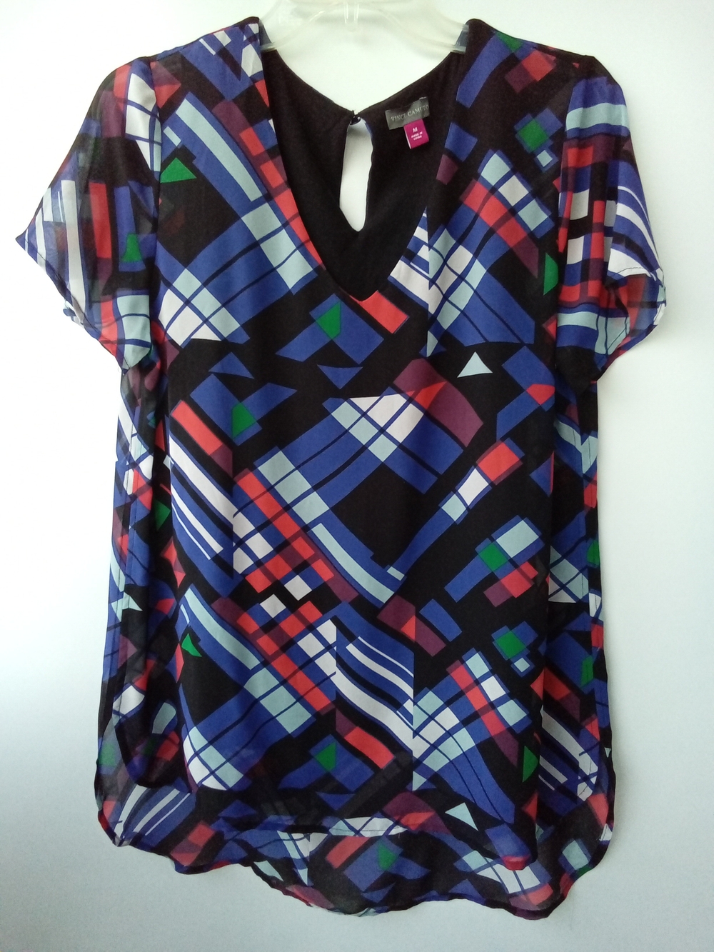 ​VINCE CAMUTO Geometric V-Neck Sheer Lined Short Sleeve Top Size M